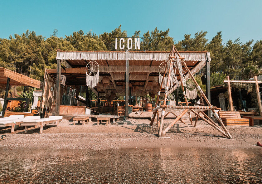 Icon Beach